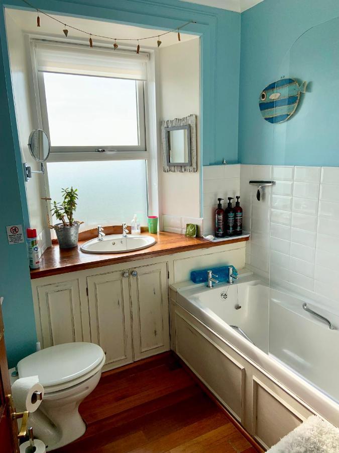 Bed and Breakfast Orsay House Portnahaven Экстерьер фото